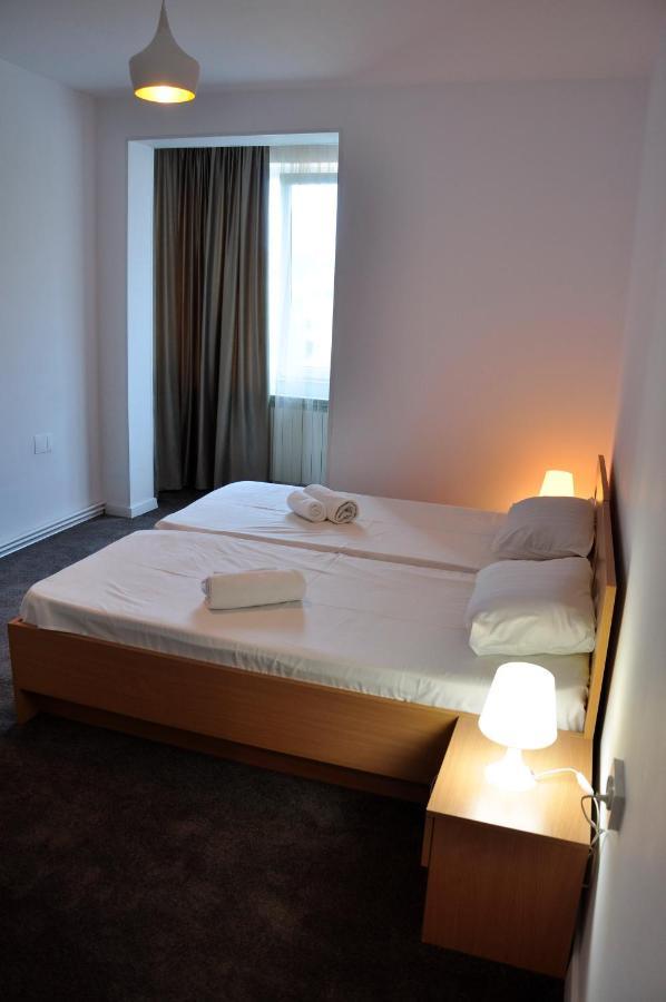 Manea Orsova Hotel Buitenkant foto